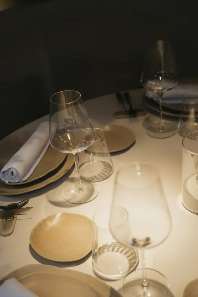 Cena romántica en Valencia centro: calma, producto y servicio - imagen principal
