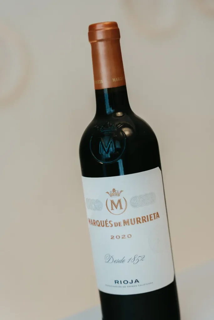 Restaurante con carta de vinos visual en Valencia